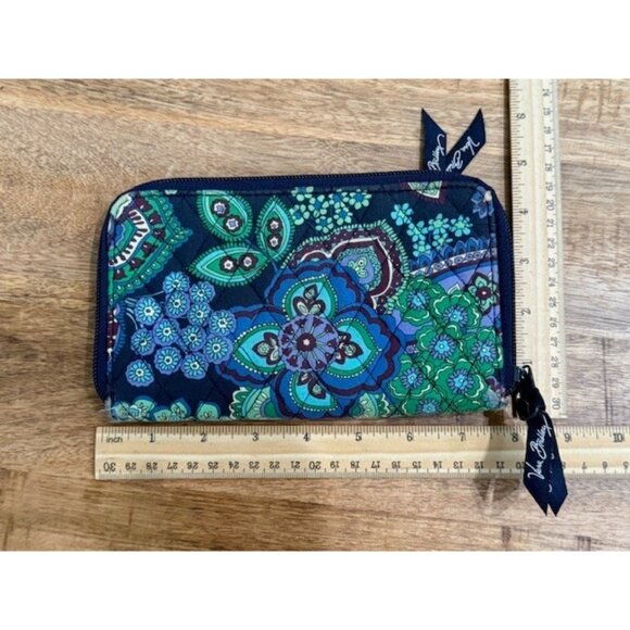 Vera Bradley Zip Around Wallet Blue Rhapsody Green Purple Navy Checkbook Cards - Picture 9 of 9